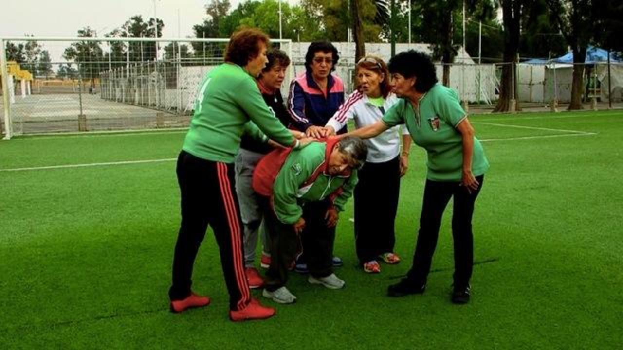 Historia de las únicas mujeres subcampeonas de fútbol que México ha tenido en la historia.
